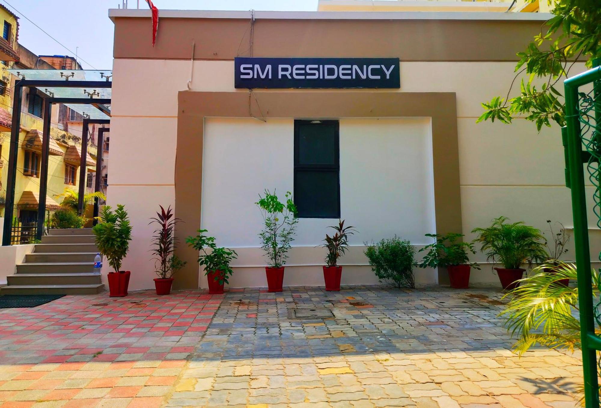 Sm Residency Hotel Bhubaneswar Eksteriør billede